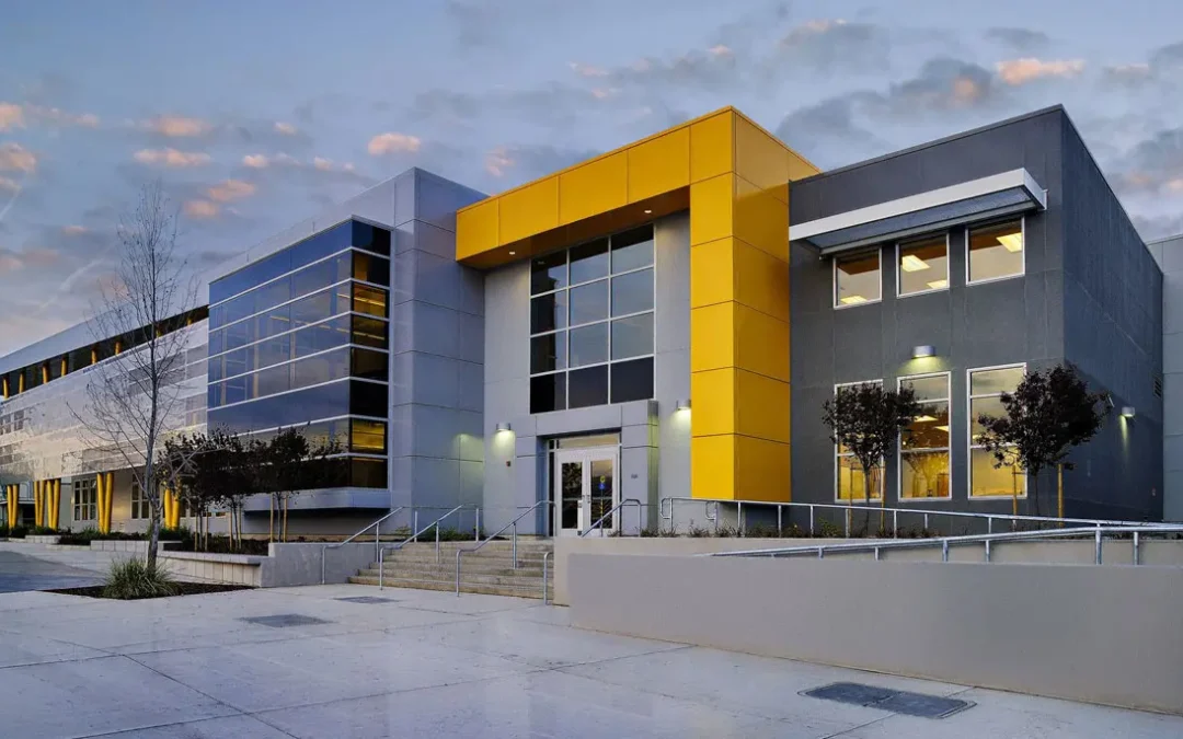 Aluminium Composite Panel Tingkatkan Kualitas Dinding